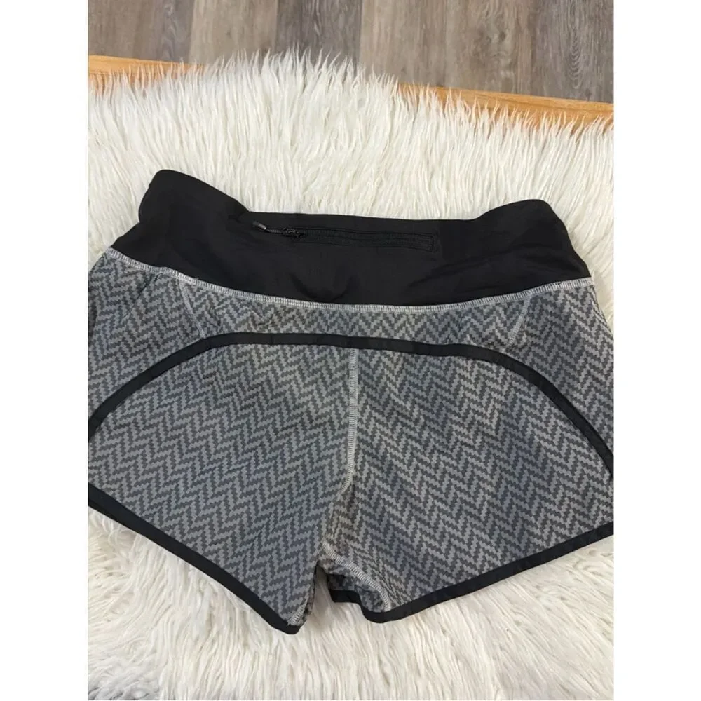 Rare Run Times lululemon athletica Black & Gray Patterned Women's Skort size 4